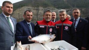 bakan yumakli turk somonu ihracati 500 milyon dolara ulasti xSpbzB7H