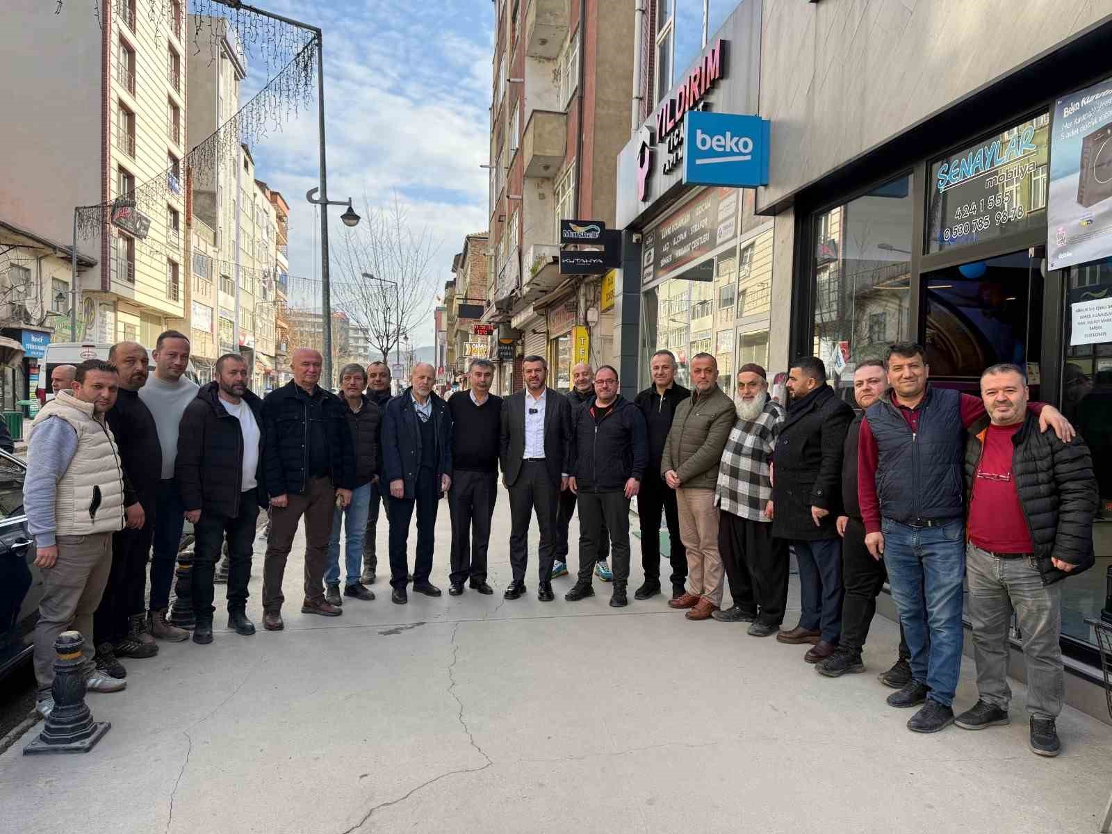 baskan cetinkaya ankara caddesinde esnaf ve vatandaslarla bulustu 6ldcTrUv