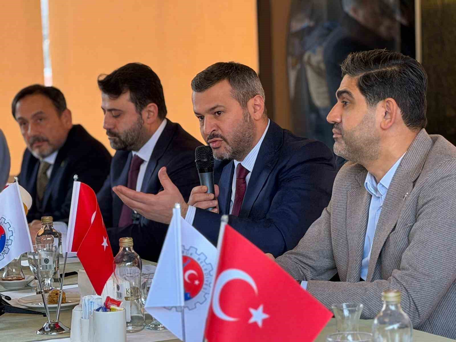 baskan cetinkaya gazetecilerle bir araya geldi 2BqWXBvh