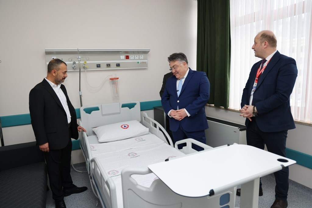 beun hastanesinde yenilenen endokrinoloji servisi hizmete acildi hDMfHWfR