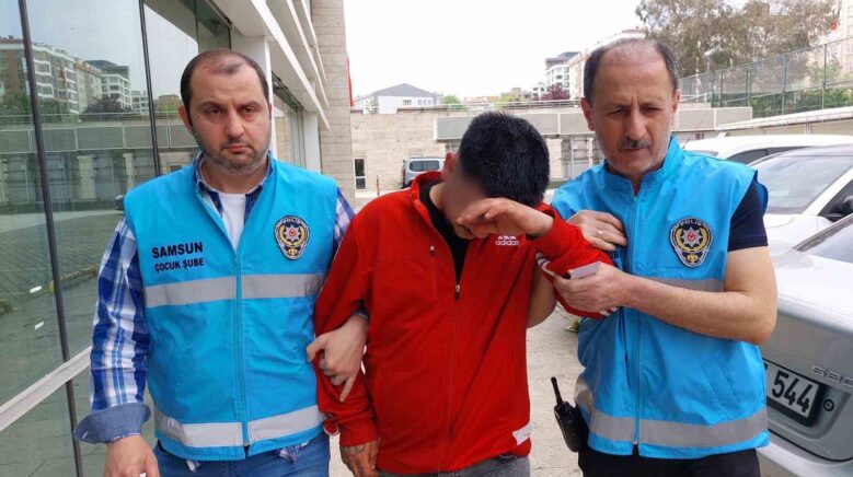 bicakla dehset sacan 17 yasindaki sanigin yargilanmasina baslandi gDAQO2Yx