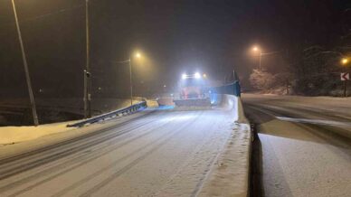 bolu daginda yogun kar yagisi karla mucadele suruyor ybNNsfC4