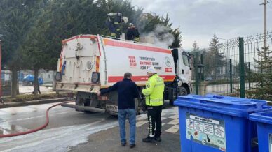 boluda yol supurme aracinda yangin cikti RGSnhsTp
