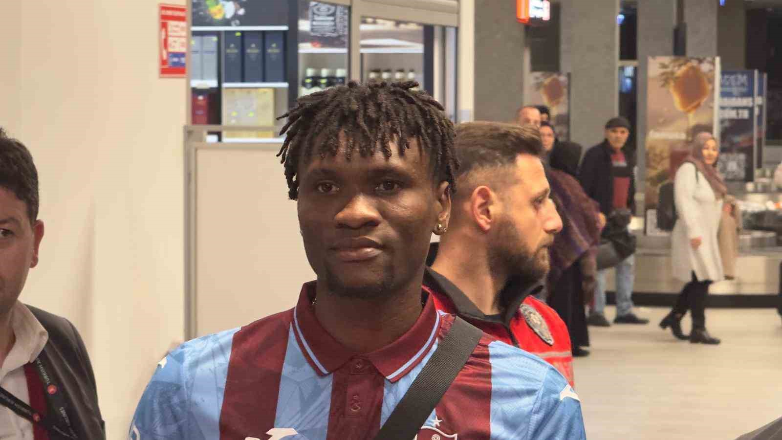 chibuike nwaiwuya trabzonda coskulu karsilama 6PkAknwf