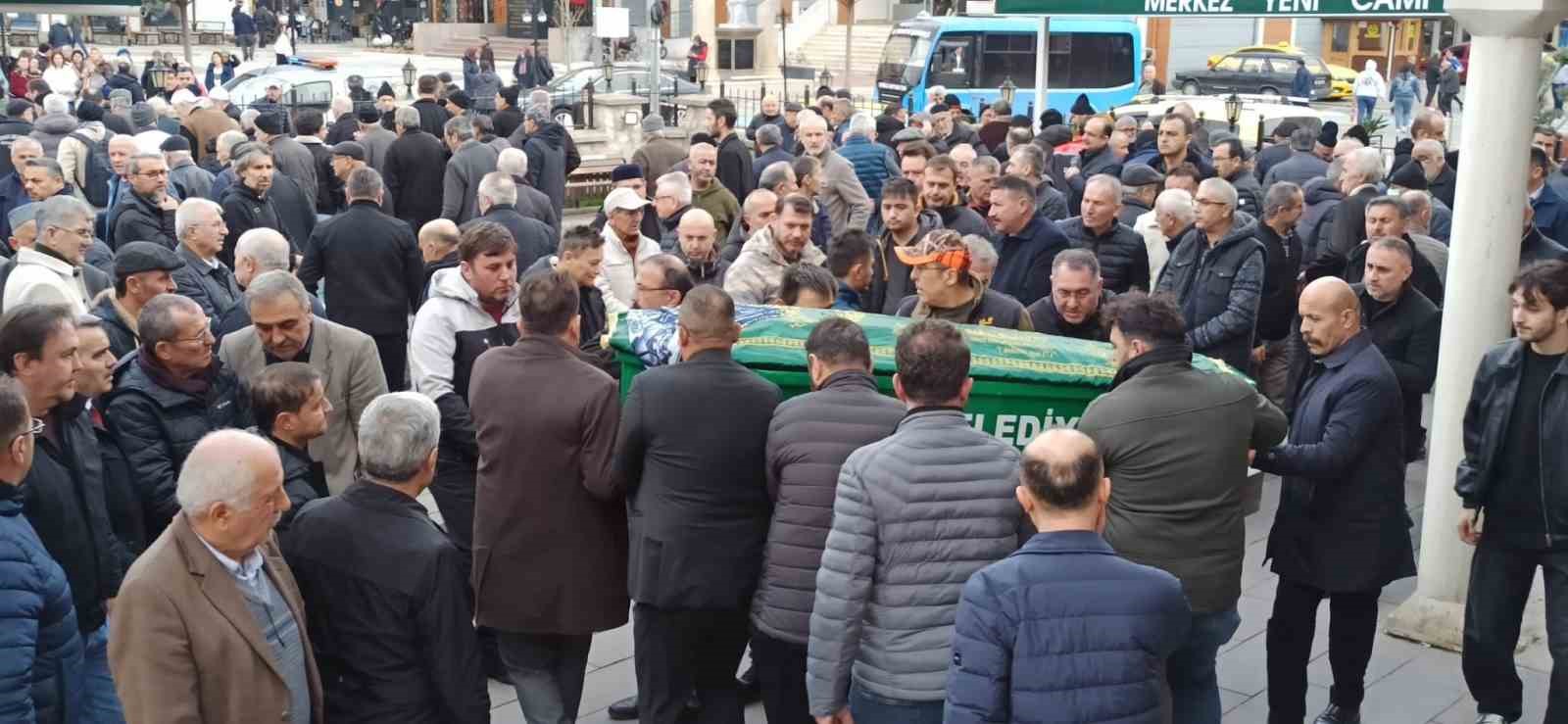 devrekin ilk kadin baston ustasi dualarla son yolculuguna ugurlandi LzWgwMma