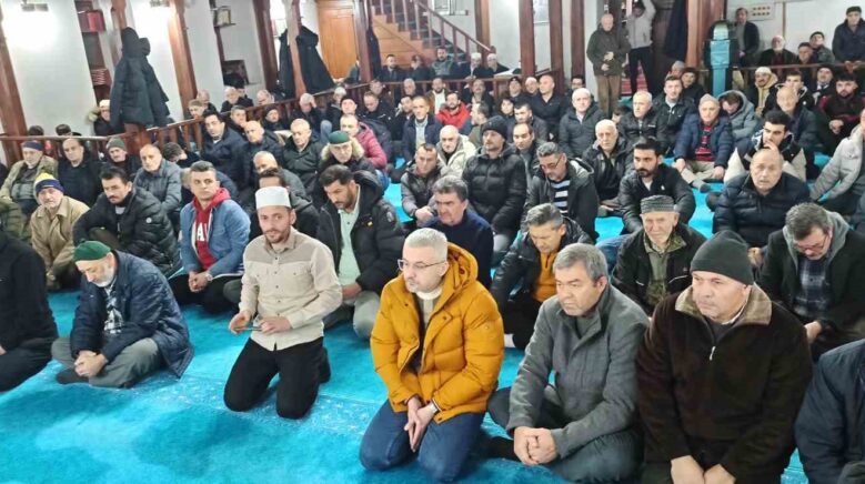 devrekte mirac kandili cosku icerisinde idrak edildi 624ajQ5O