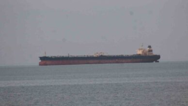 dron saldirisina ugrayan gemi kastamonudan ayrildi GYwKXld6