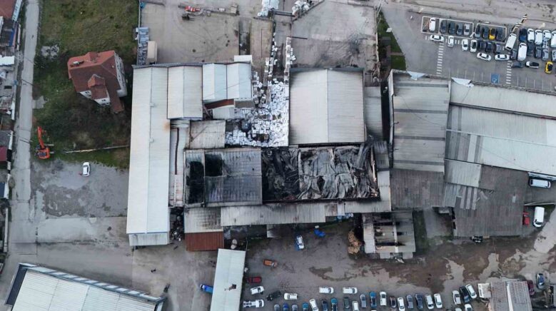 duzcede strafor fabrikasinda hasarin boyutu ortaya cikti swzgcxD7