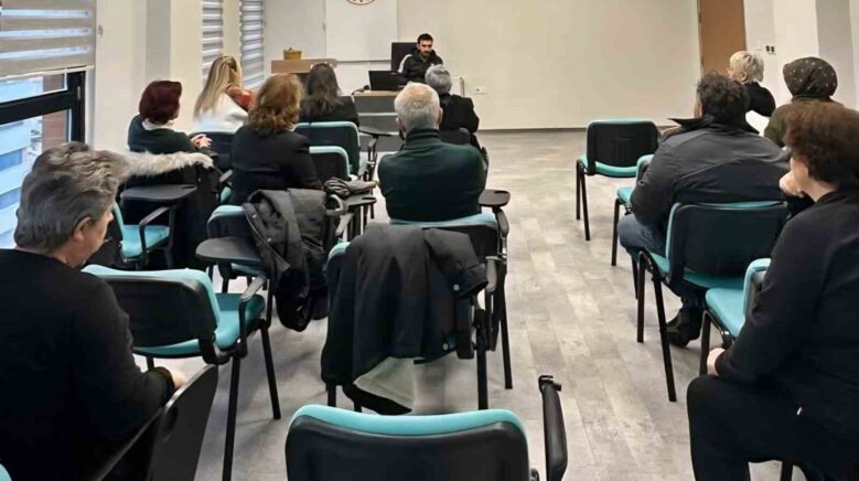 emeklilere saglik hayat merkezi tanitildi a66EFwNa