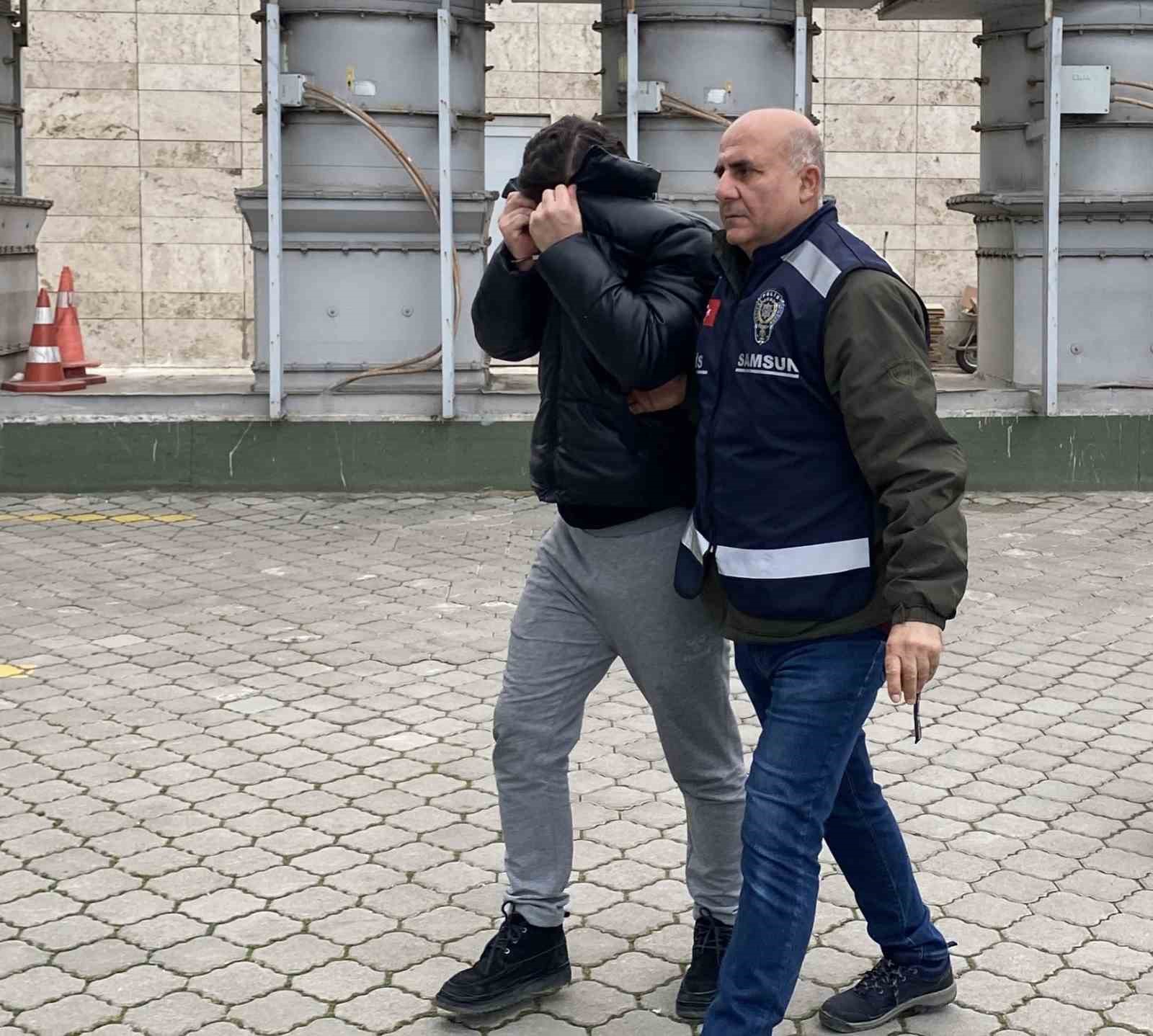 eski kiz arkadasini darp ettigi iddiasiyla gozaltina alindi jzXYG2hG