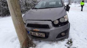 goynukte calisan saglik personelini tasiyan arac mudurnuda kaza yapti Tryx3R9Q