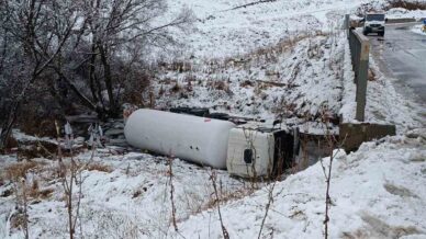 gumushanede lpg yuklu tanker dere yatagina devrildi 1 yarali mKXyDsiO