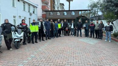 ilcede motosiklet surucusu artinca careyi guvenli surus egitimi vermekte buldular M3CTS3Az