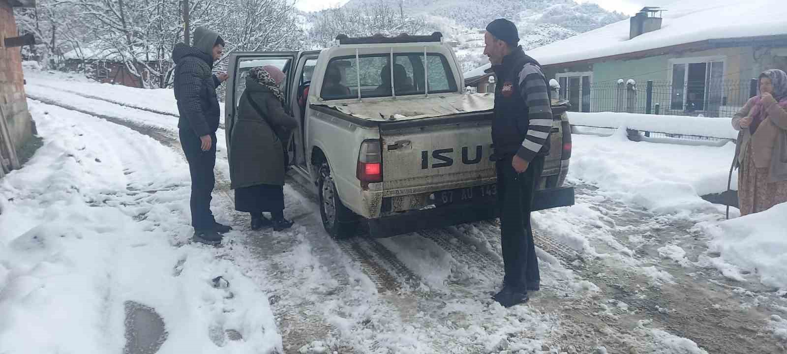 kanser hastasi kadina koy hizmetleri ekipleri yetisti nsK9IkHK