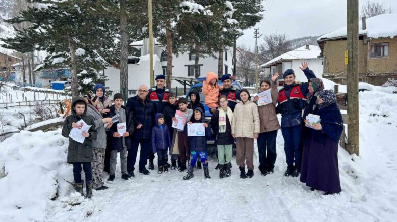 karnelerini jandarma ekipleri ulastirdi eUmyiOf4