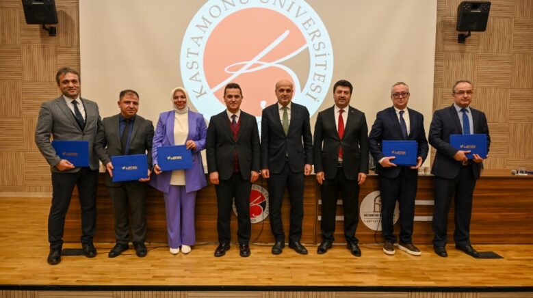 kastamonu universitesindeki programlara medek akreditasyon belgeleri verildi zN7FxSkA