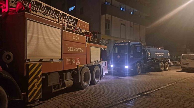 kastamonuda cikan cati yangini itfaiye tarafindan sonduruldu RgjUNtc5