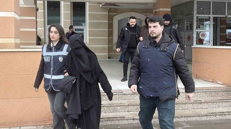 kastamonuda deas operasyonunda gozaltina alinan 2 supheli tutuklandi i1bBHV1Y