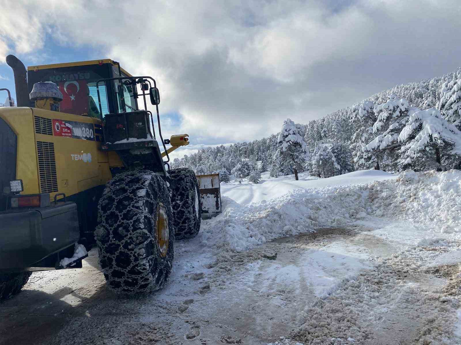 kastamonuda kar sebebiyle 611 koye ulasim saglanamiyor
