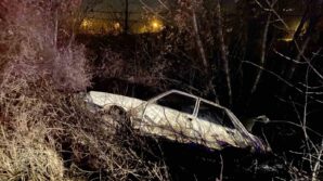 kastamonuda otomobil agaca carpti 1 yarali IOTY8MB4