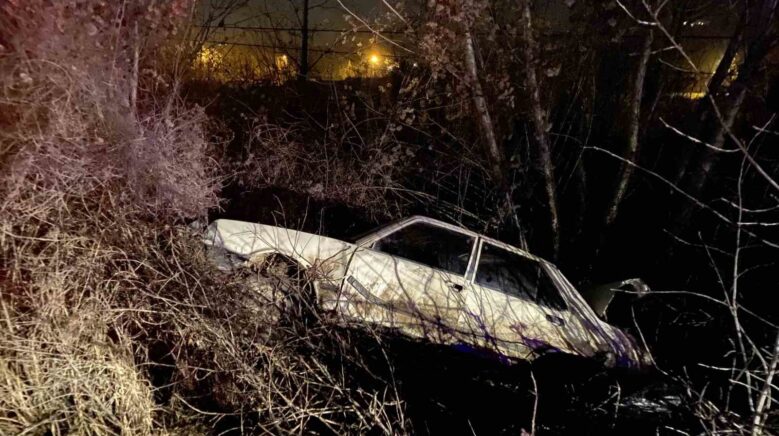 kastamonuda otomobil agaca carpti 1 yarali IOTY8MB4