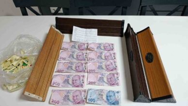 kiraathaneye kumar denetimi 3 kisiye para cezasi 1N869g85