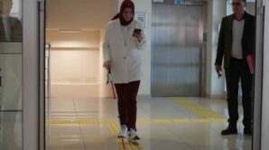 omude gorme engelliler icin yapay zek destekli asistan devrede lEaKDAl2