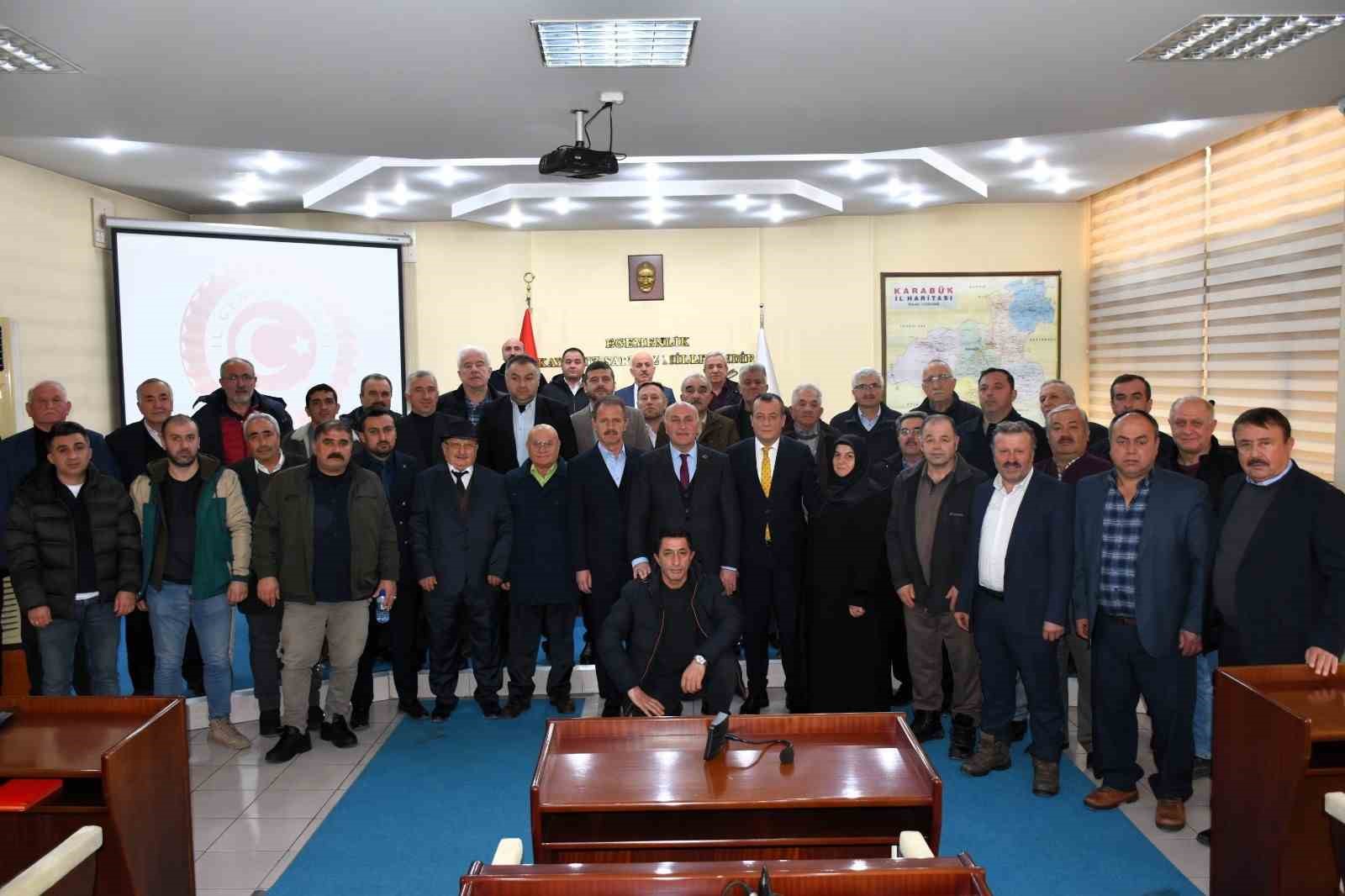 ovacik muhtarlari taleplerini il genel meclisine iletti