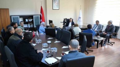 rektor kirisik eflani myo akademik kuruluna katildi uZILuwS4