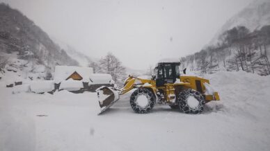 rizede 17 koy yolu kar nedeniyle ulasima kapandi Ha6LFXd8
