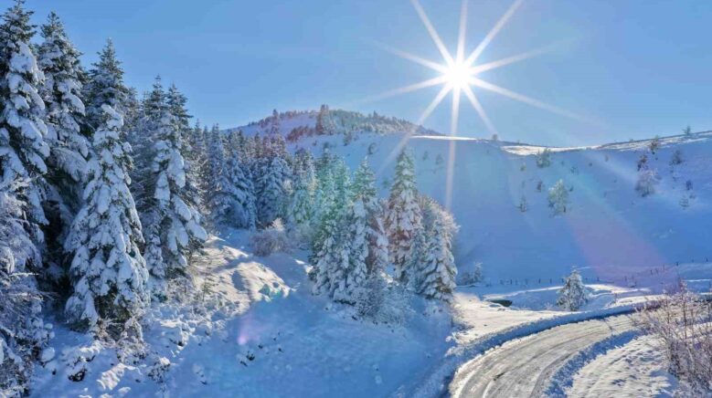 samsunda karla mucadele 575 mahalle yolu ulasima acildi ceUkmOb6