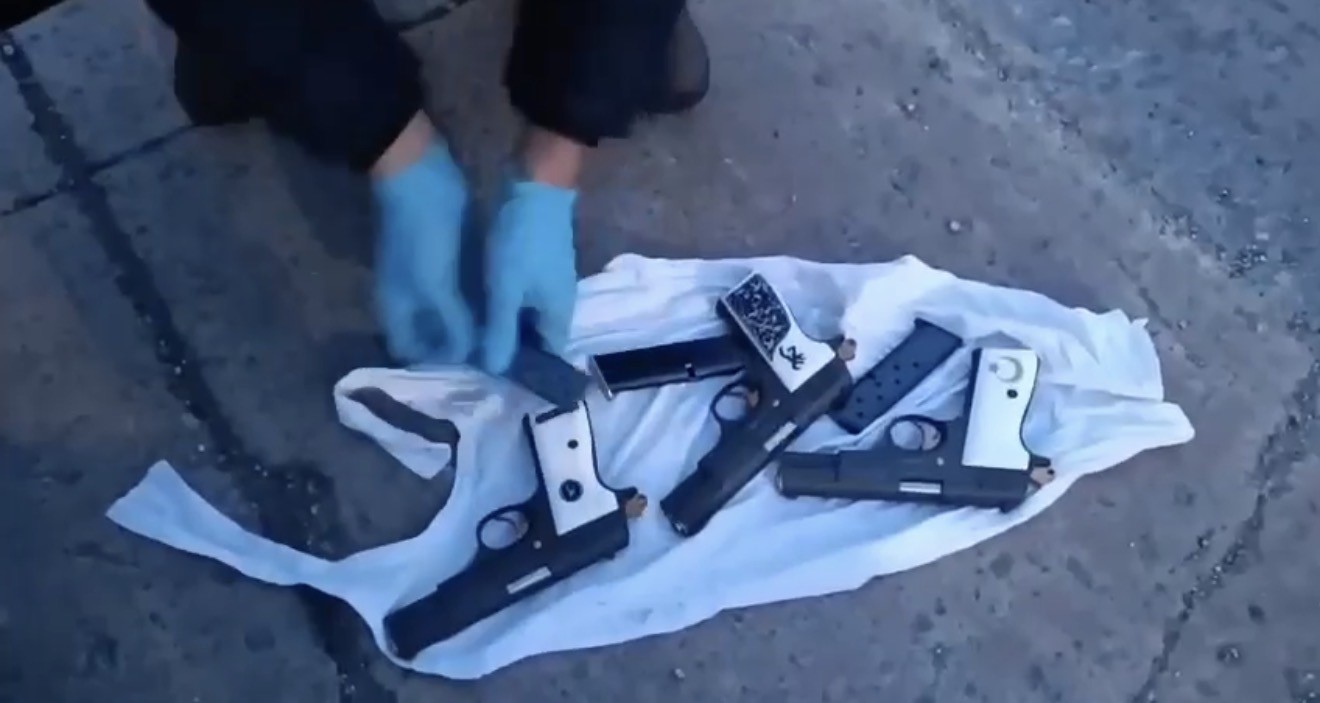 samsunda supheli aractan 3 adet ruhsatsiz tabanca ele gecirildi 8UgU6HA9