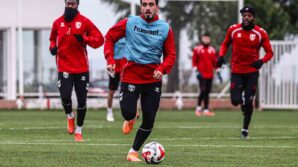 samsunspor kocaelispor maciyla kotu gidise dur demek istiyor xQ1P9BnQ