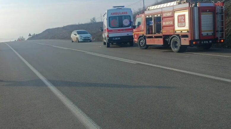 sinopta kontrolden cikan otomobil sarampole devrildi 5 yarali rLSaJw1L