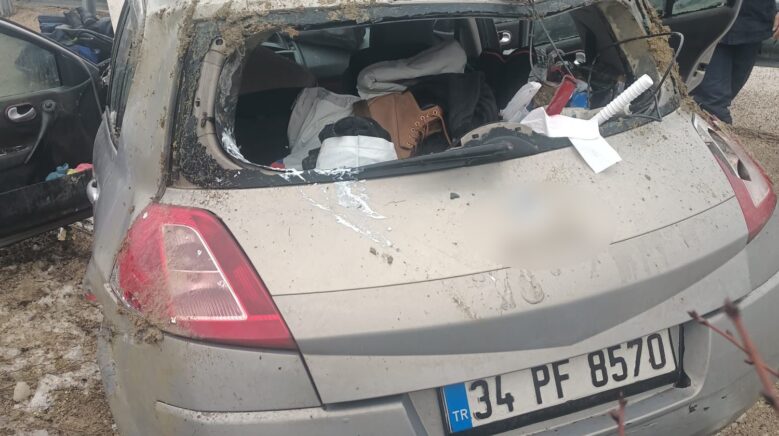 takla atan otomobilin surucusu yaralandi PHDnLU5m