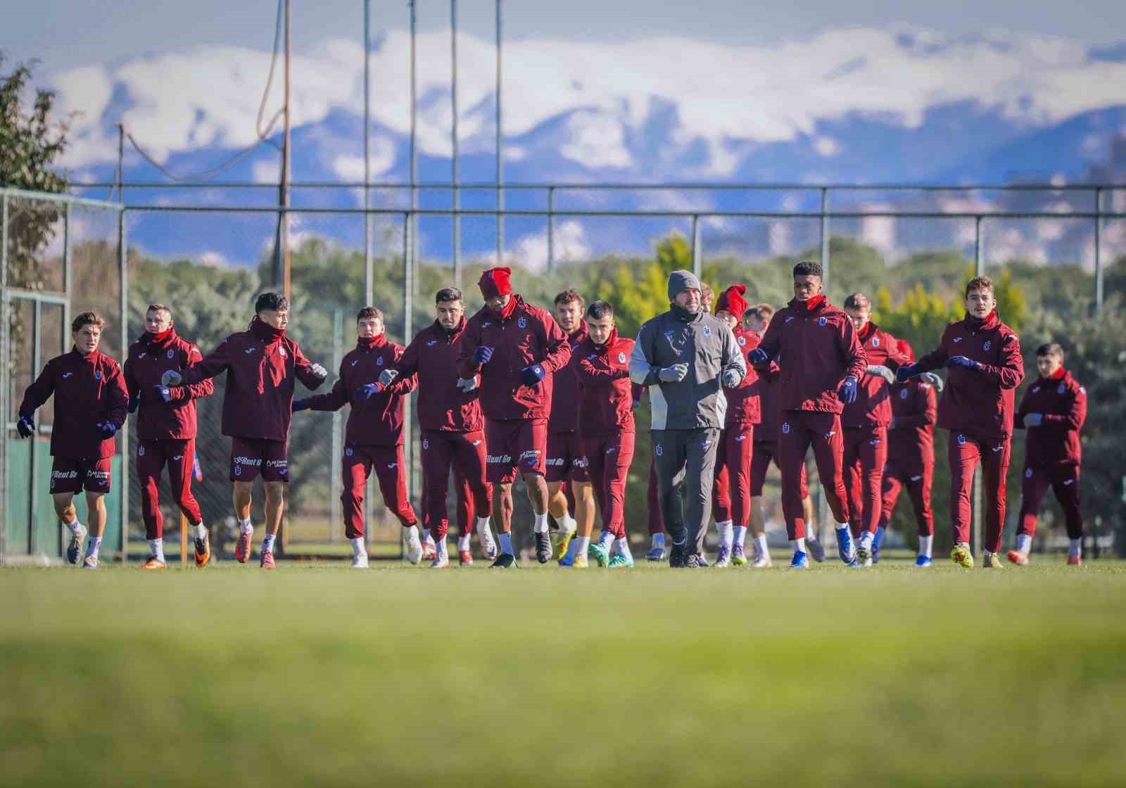 trabzonspor 2026 yilina moralsiz girdi BlRtc2iM