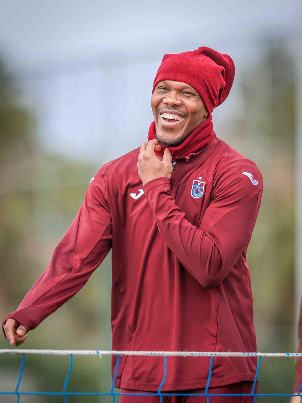 trabzonsporda yabanci kontenjani sikintisi h7bglpfu