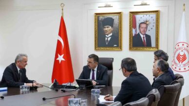 vali hacibektasoglu caycuma heyetini kabul etti 1papEgFX