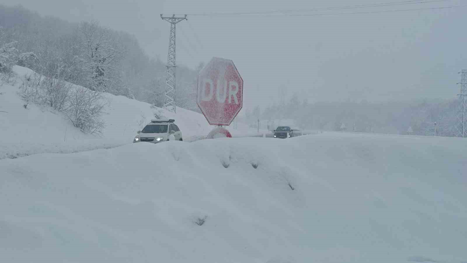 zonguldak eregli kara yolunda kar etkili oldu 5erk8bSi