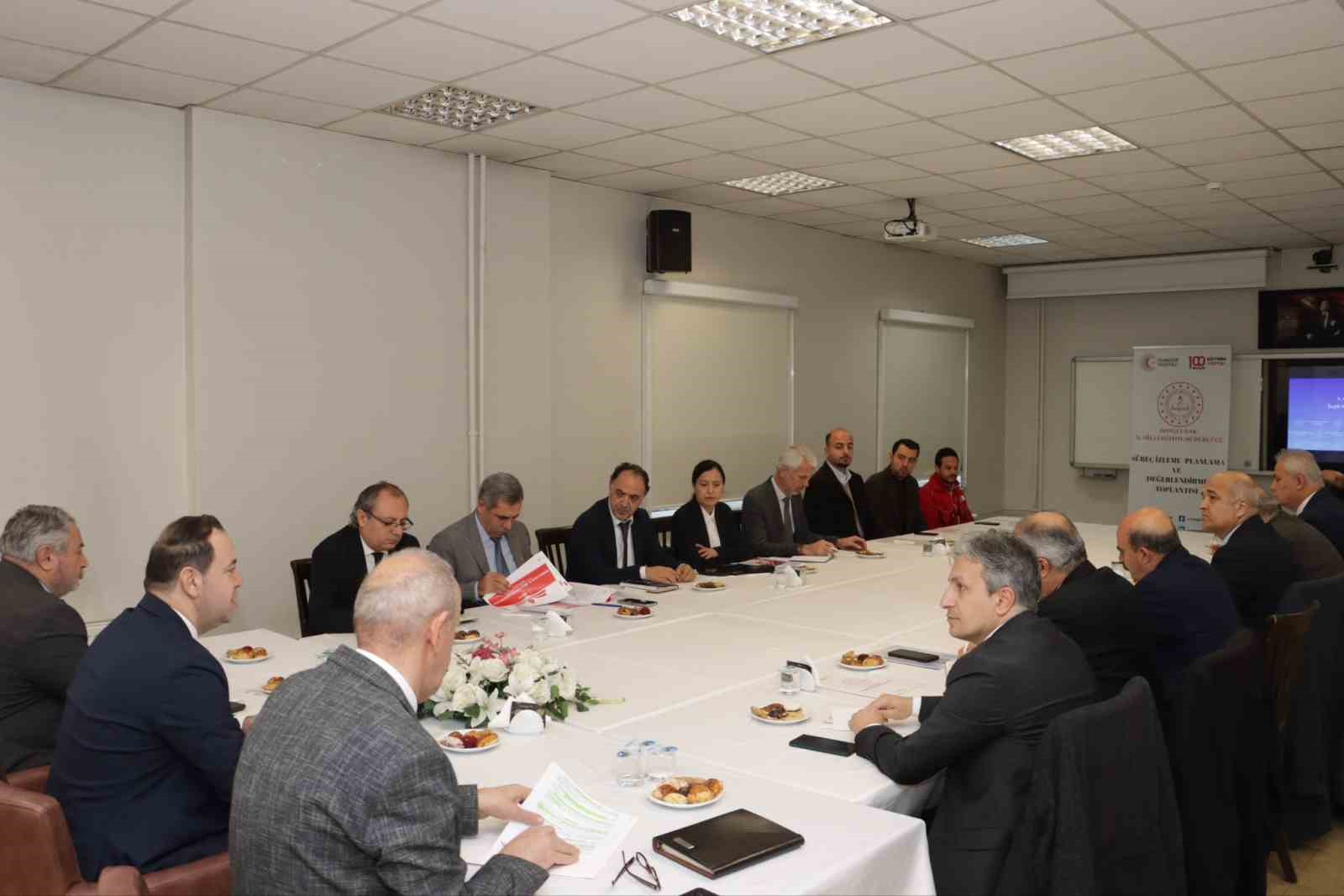 zonguldakta egitim yoneticileri ikinci donem icin toplandi Gki2cBE2