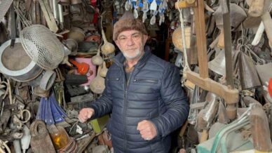 47 yillik tutku servete donustu antika dukk ninda adim atacak yer yok b3f4MUMP