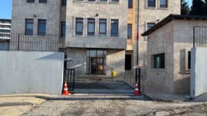 alaplida uyusturucu operasyonunda 2 tutuklama Sy6rWpOr