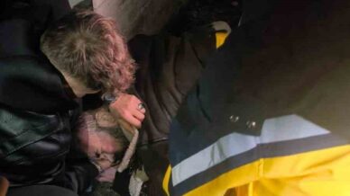 asansor bosluguna duserek yaralanan kisiyi itfaiye kurtardi hTVIqydn