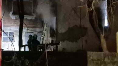 bartinda 2 katli evde yangin panigi qII9vjO3