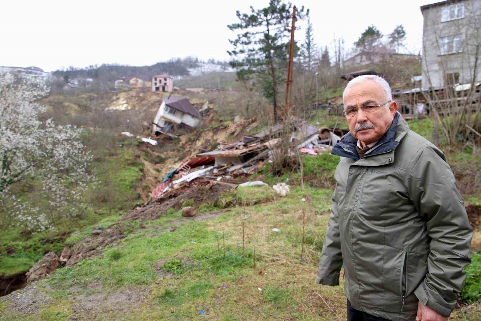 baskan guler heyelan bolgesinin ustesinden gelecegiz yeEiYCds
