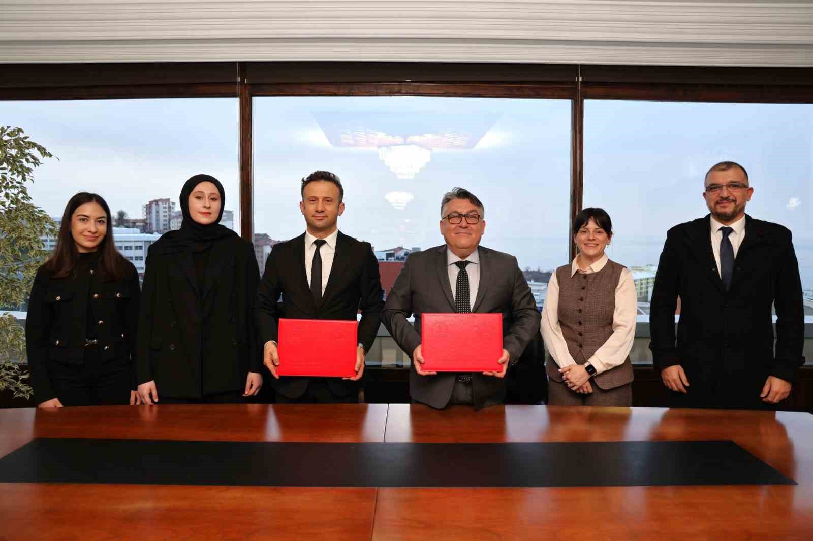 beun ile yesilay arasinda is birligi protokolu imzalandi Icauif8X