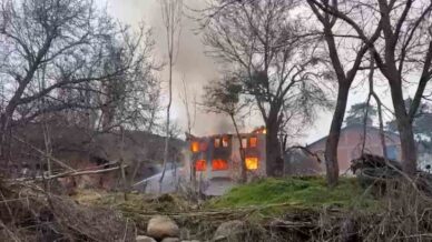 boluda iki katli ev alevlere teslim oldu 6FNbBKMM