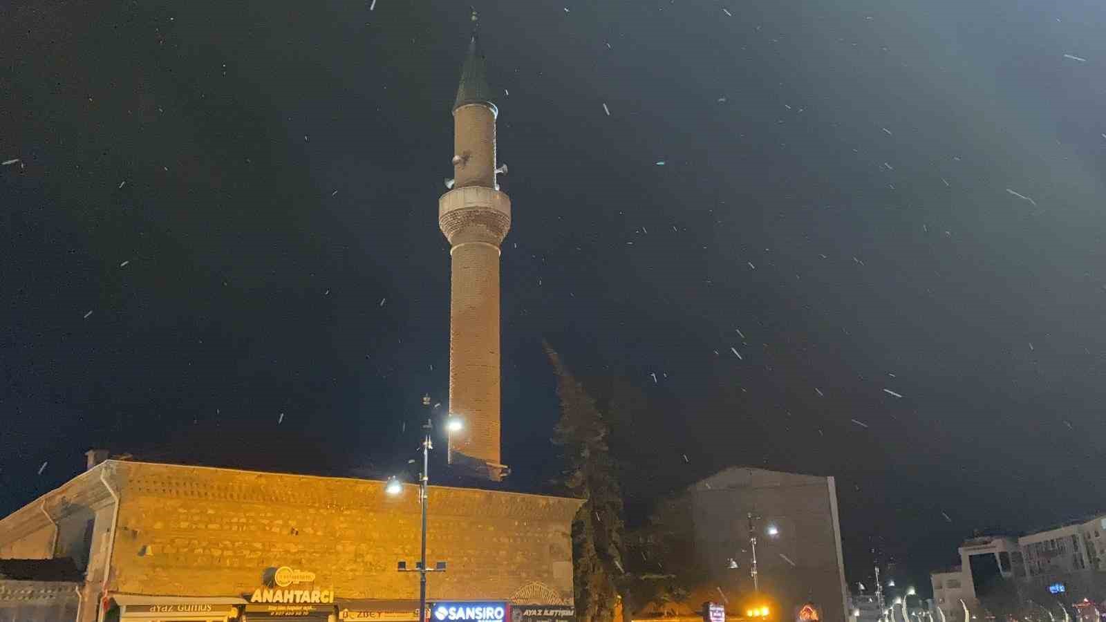 boluda kar yagisi etkili oluyor SEct6CgE