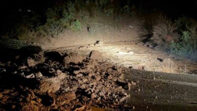 boluda yol heyelan nedeniyle ulasima kapandi pG4RCvvT