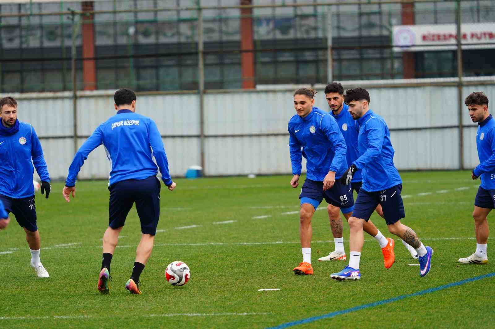 caykur rizespor genclerbirligi maci hazirliklarini surdurdu tZUeX2Wt